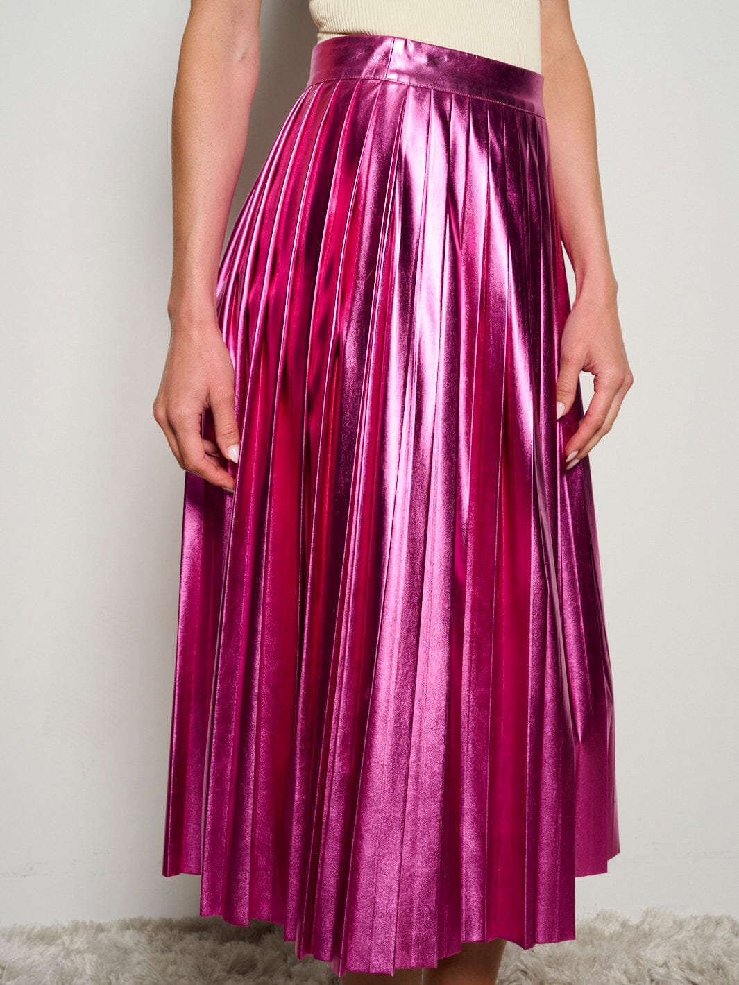 WOMEN'S ZIP UP PU PLEATHER METALLIC PLEATED MIDI SKIRT