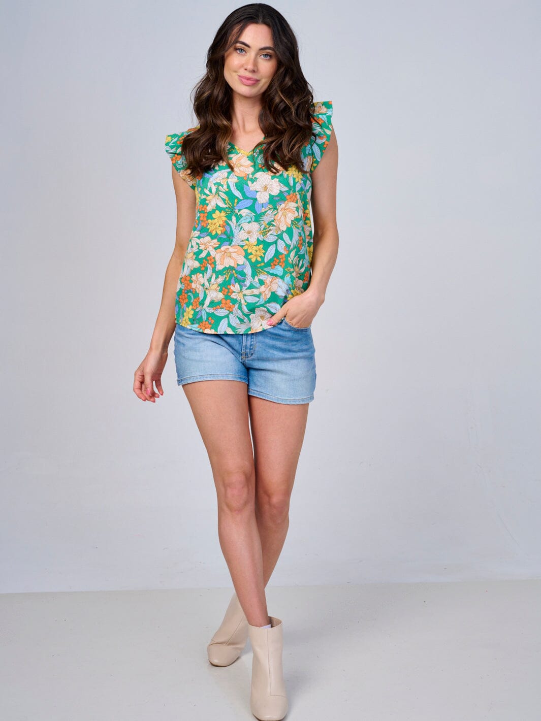 WOMEN'S RUFFLE SLEEVES V-NECK FLORAL BLOUSE