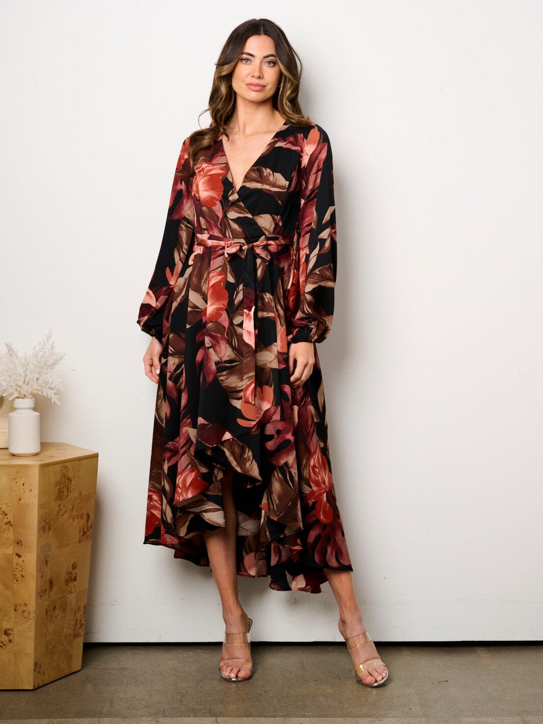 WOMEN'S LONG SLEEVE SELF TIE HIGH-LOW FLORAL PRINT SURPLICE MIDI DRESS
