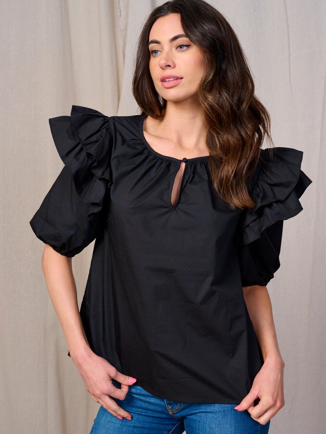 WOMEN'S SHORT RUFFLE SLEEVE KEY HOLE BLOUSE