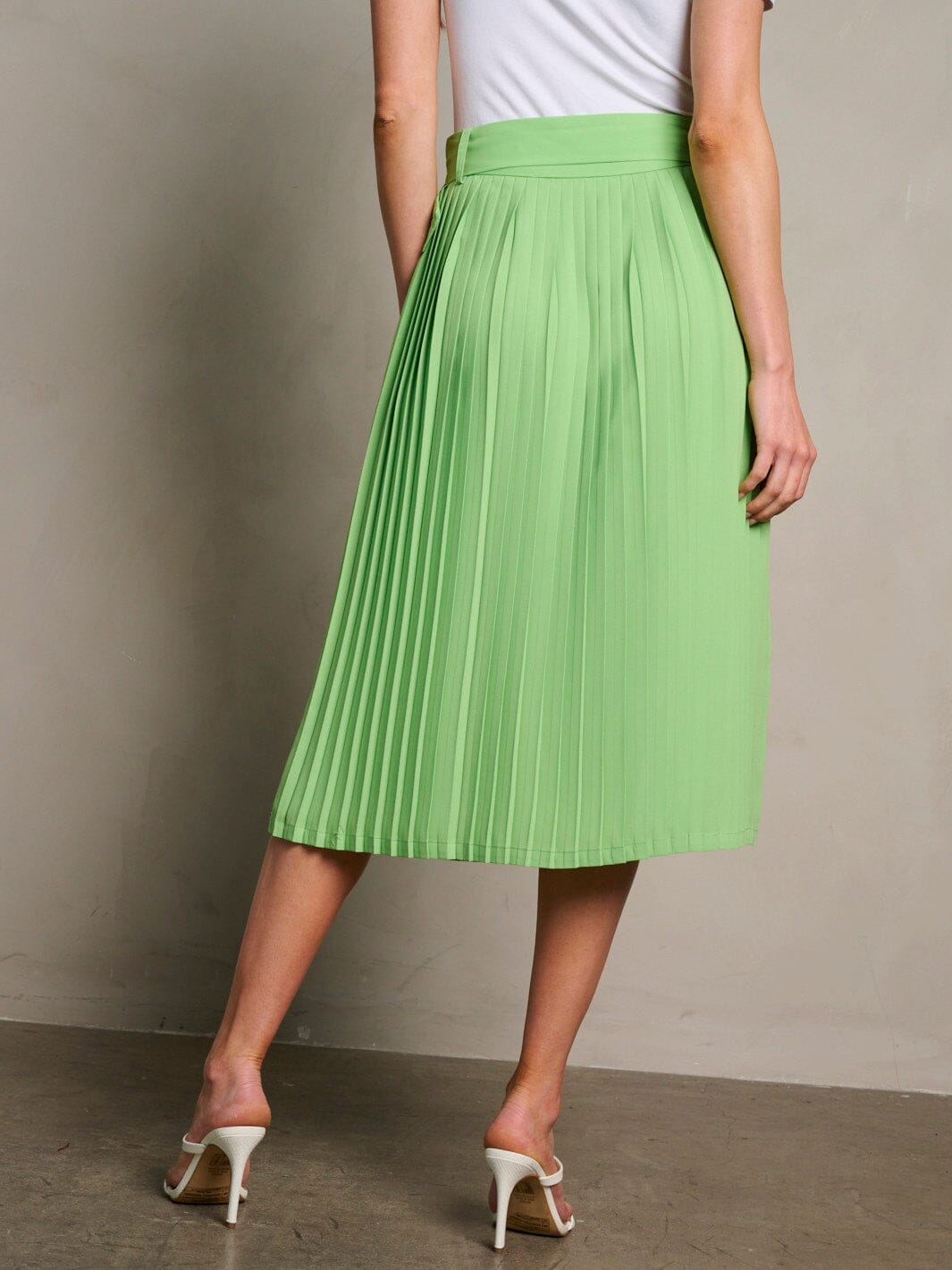 WOMEN'S ZIP UP BELTED PLEATED MIDI SKIRT