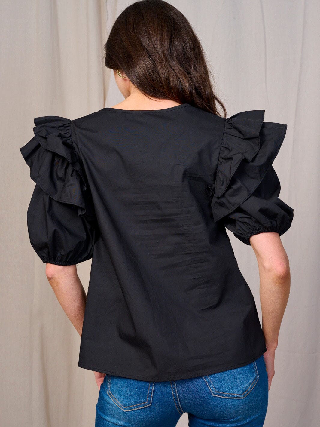 WOMEN'S SHORT RUFFLE SLEEVE KEY HOLE BLOUSE