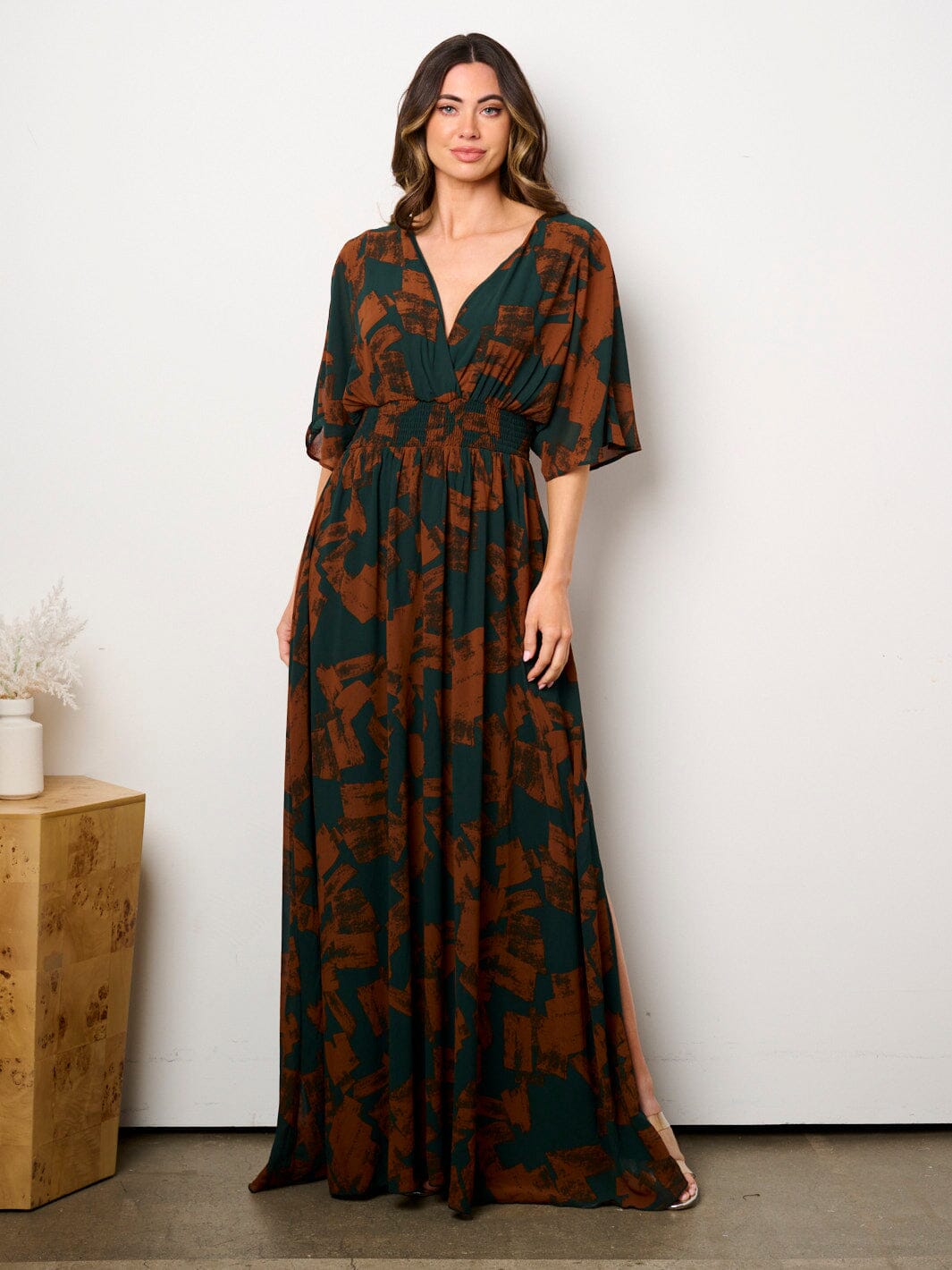 WOMEN'S SHORT SLEEVE MULTI PRINT SURPLICE MAXI DRESS