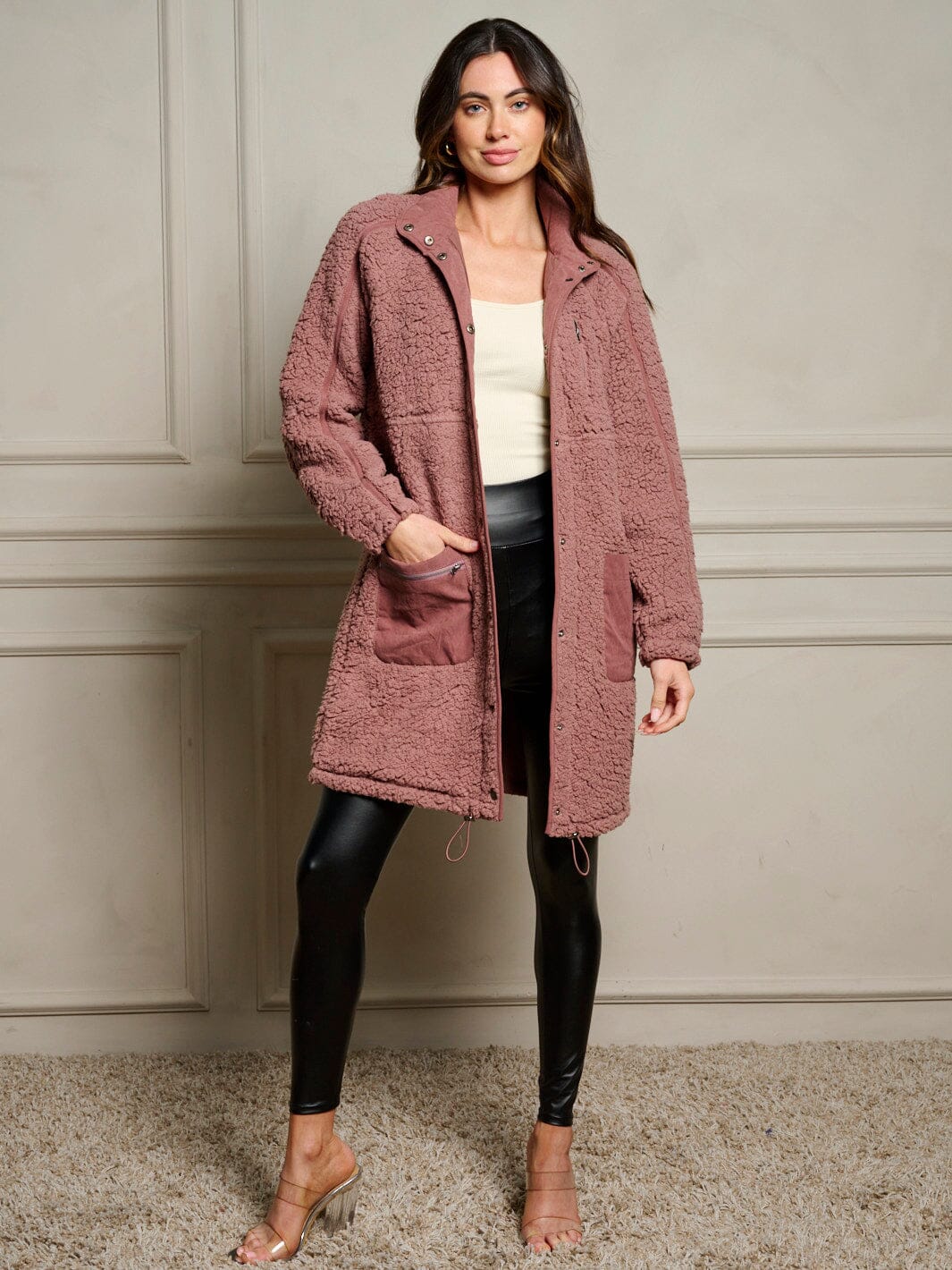 WOMEN'S LONG SLEEVE BUTTON CLOSURE SHERPA POCKETS JACKET