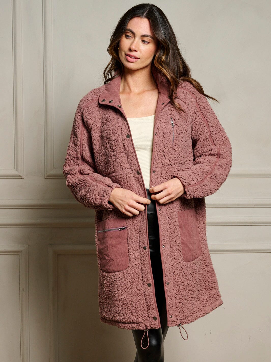 WOMEN'S LONG SLEEVE BUTTON CLOSURE SHERPA POCKETS JACKET