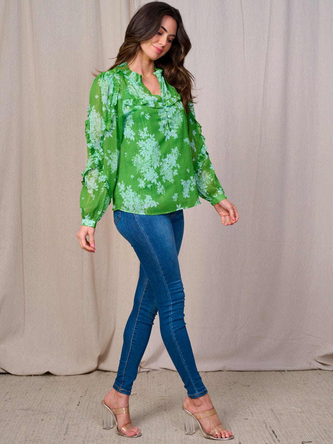 WOMEN'S LONG SLEEVE RUFFLE V-NECK BUTTON UP FLORAL BLOUSE