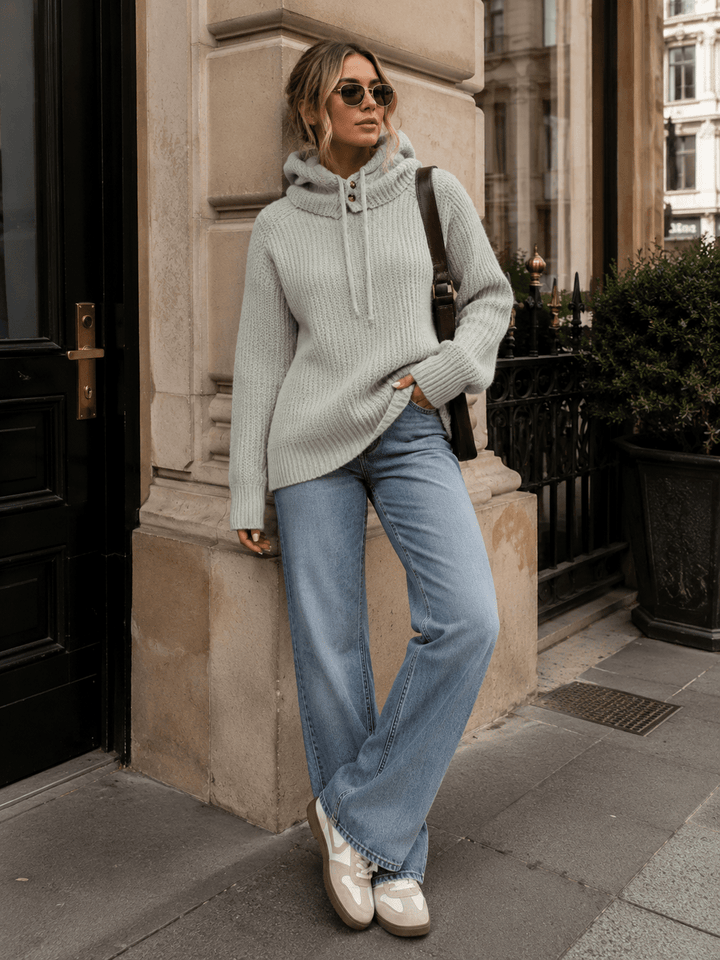 WOMEN'S LONG SLEEVE HOODED KNIT PULLOVER SWEATER