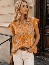 WOMEN'S SHORT SLEEVE BUTTON UP EYELET DETAILED BLOUSE