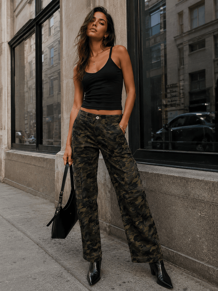 WOMEN'S BUTTON CLOSURE CARGO POCKETS STRAIGHT LEG CAMO PRINT PANTS