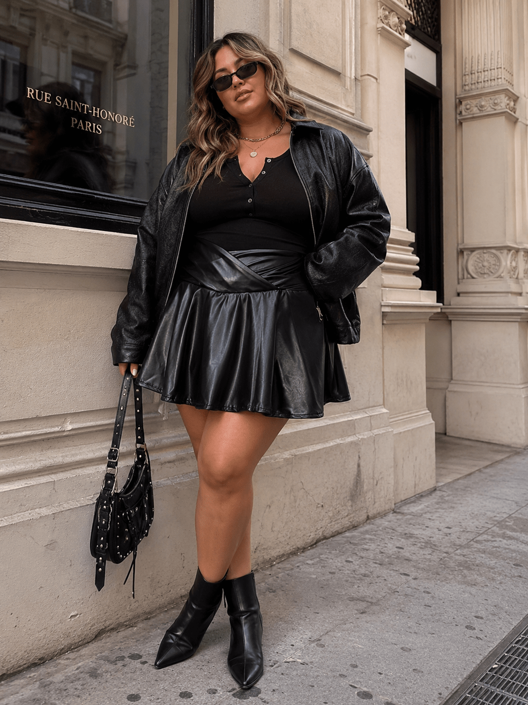 PLUS SIZE ELASTIC WAIST PU PLEATHER MINI SKORT