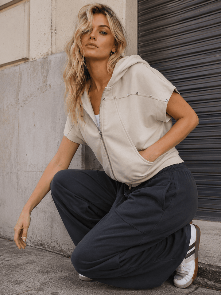 WOMEN'S SHORT SLEEVE ZIP UP FRONT POCKETS HOODED TOP