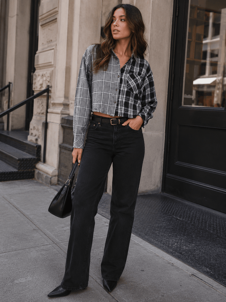 WOMEN'S LONG SLEEVE FRONT POCKET BUTTON UP PLAID SHIRT