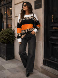WOMEN'S LONG SLEEVE COLORBLOCK ANIMAL PRINT PULLOVER SWEATER