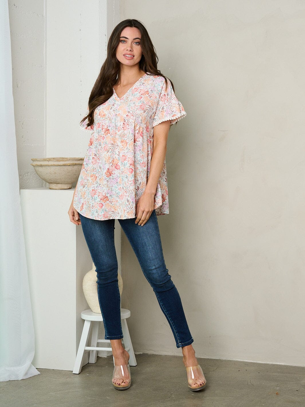 WOMEN'S SHORT SLEEVE V-NECK TUNIC FLORAL TOP