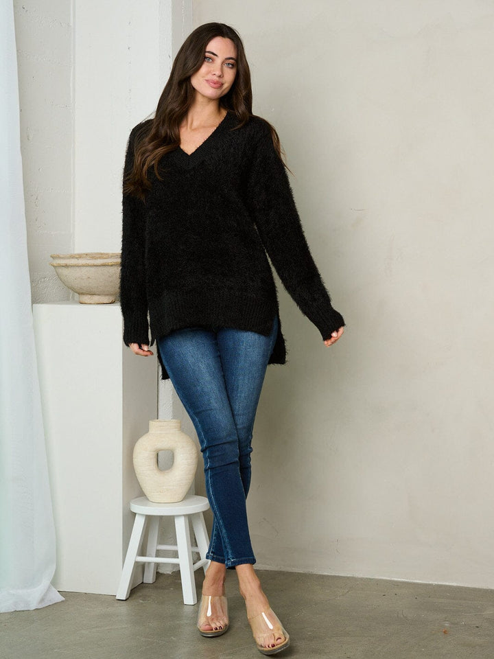 WOMEN'S LONG SLEEVE V-NECK FUZZY SWEATER