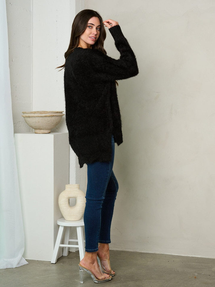 WOMEN'S LONG SLEEVE V-NECK FUZZY SWEATER
