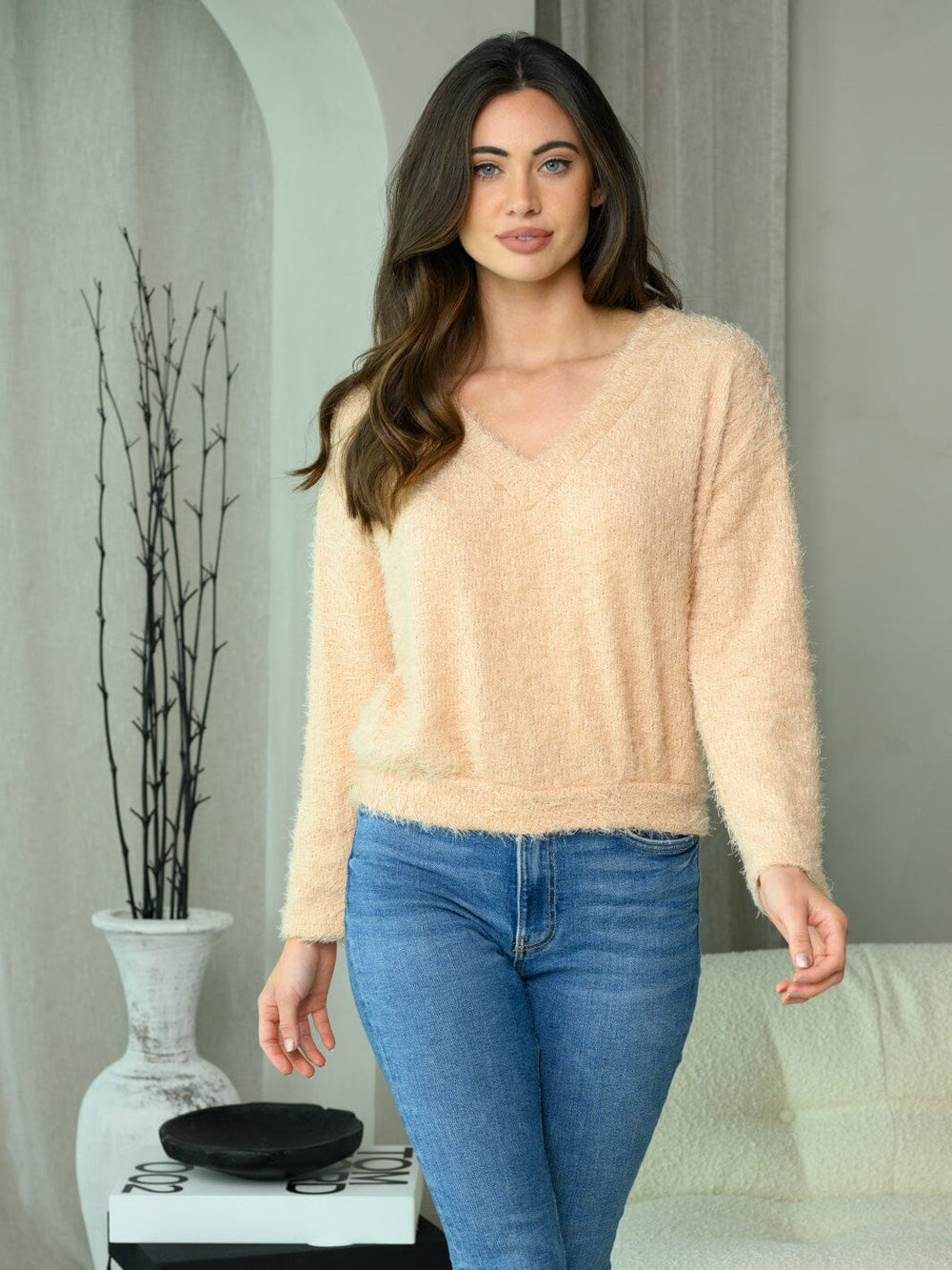 WOMEN'S LONG SLEEVE V-NECK FUZZY SWEATER