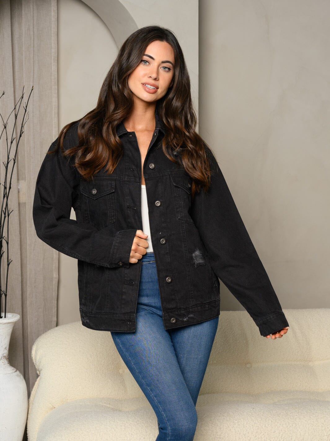 WOMEN'S LONG SLEEVE DENIM BUTTON UP DISTRESS JACKET