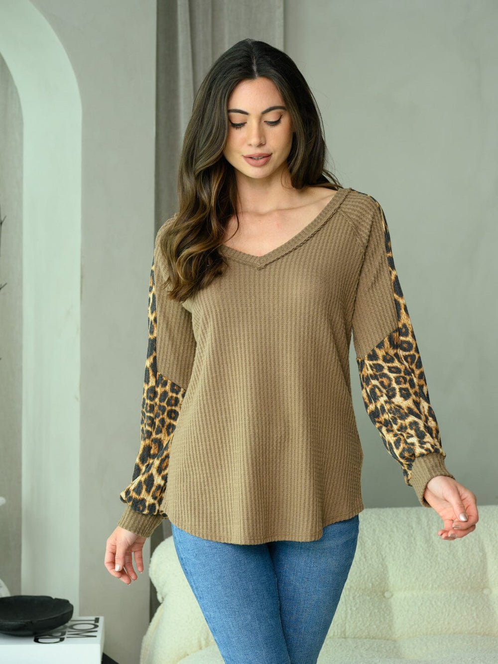 WOMEN'S LONG SLEEVE V-NECK ANIMAL PRINT TOP