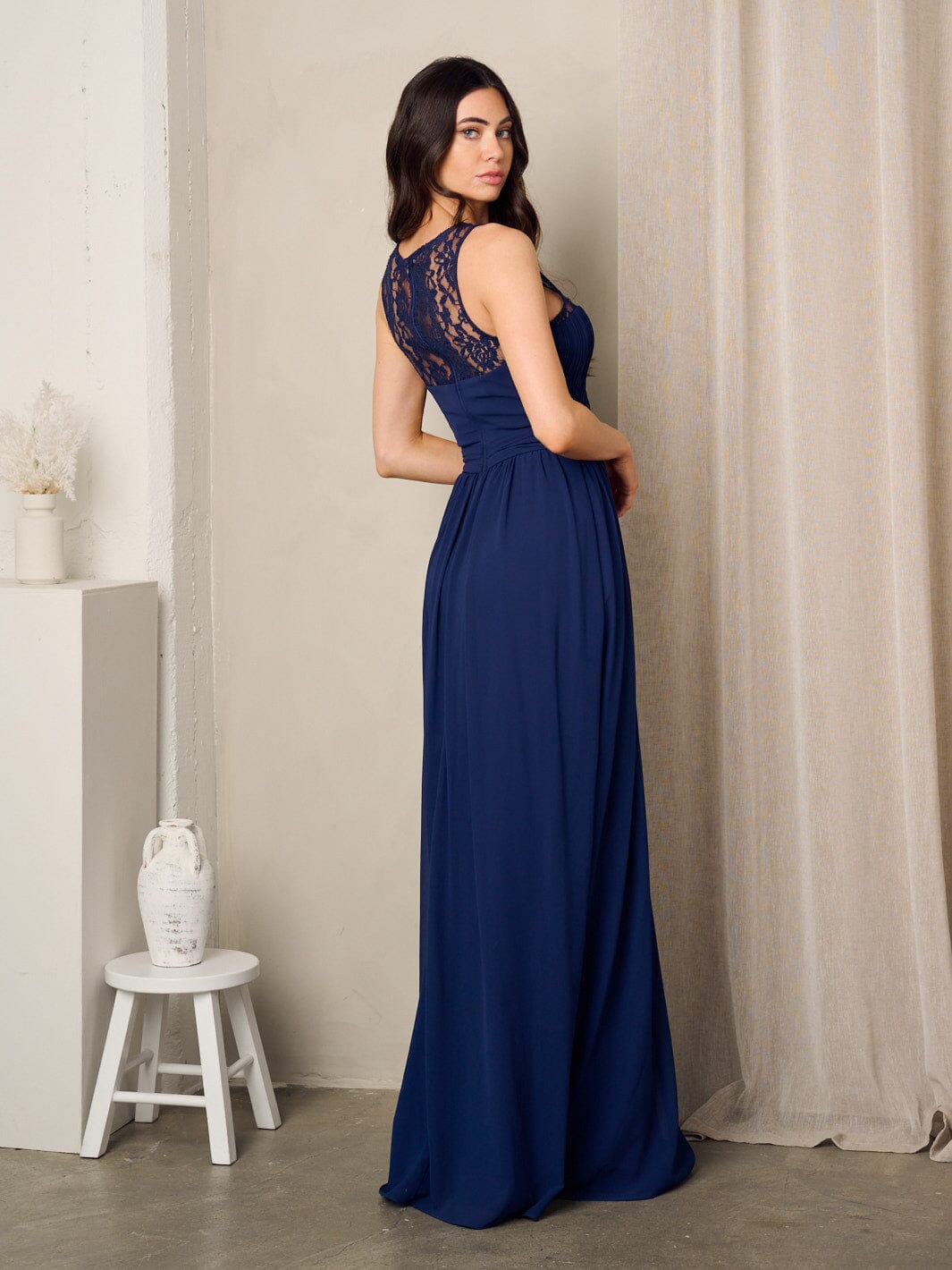 WOMEN'S SLEEVELESS LACE DETAILED MAXI GOWN DRESS