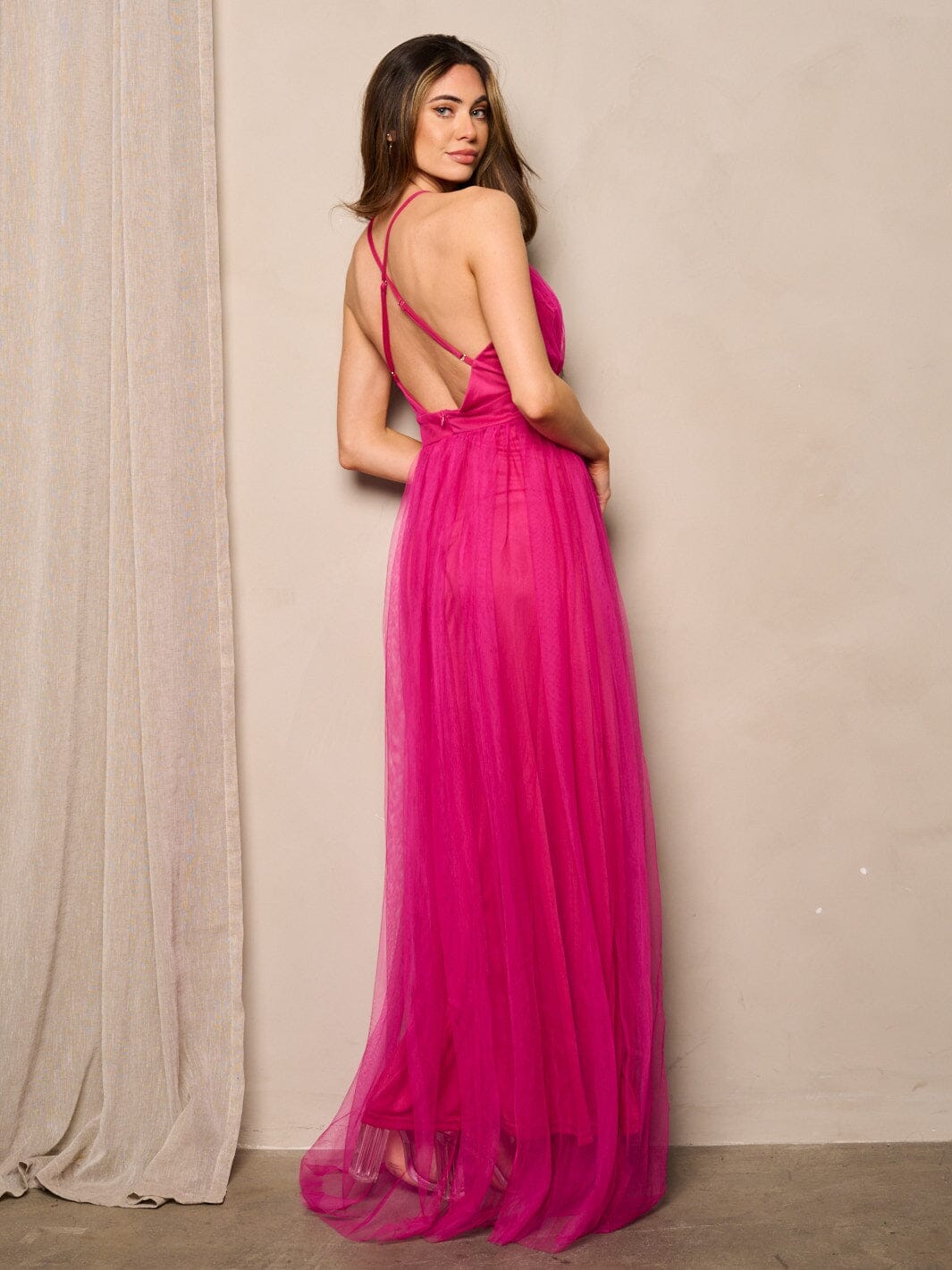 WOMEN'S SLEEVELESS V-NECK OPEN BACK MAXI GOWN DRESS
