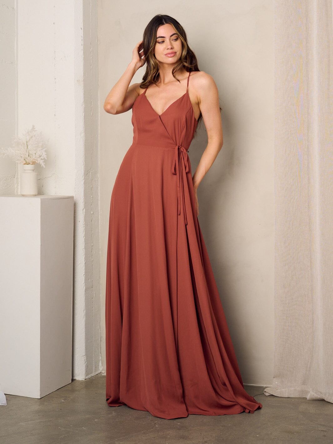 WOMEN'S SLEEVELESS SURPLICE SELF TIE MAXI DRESS