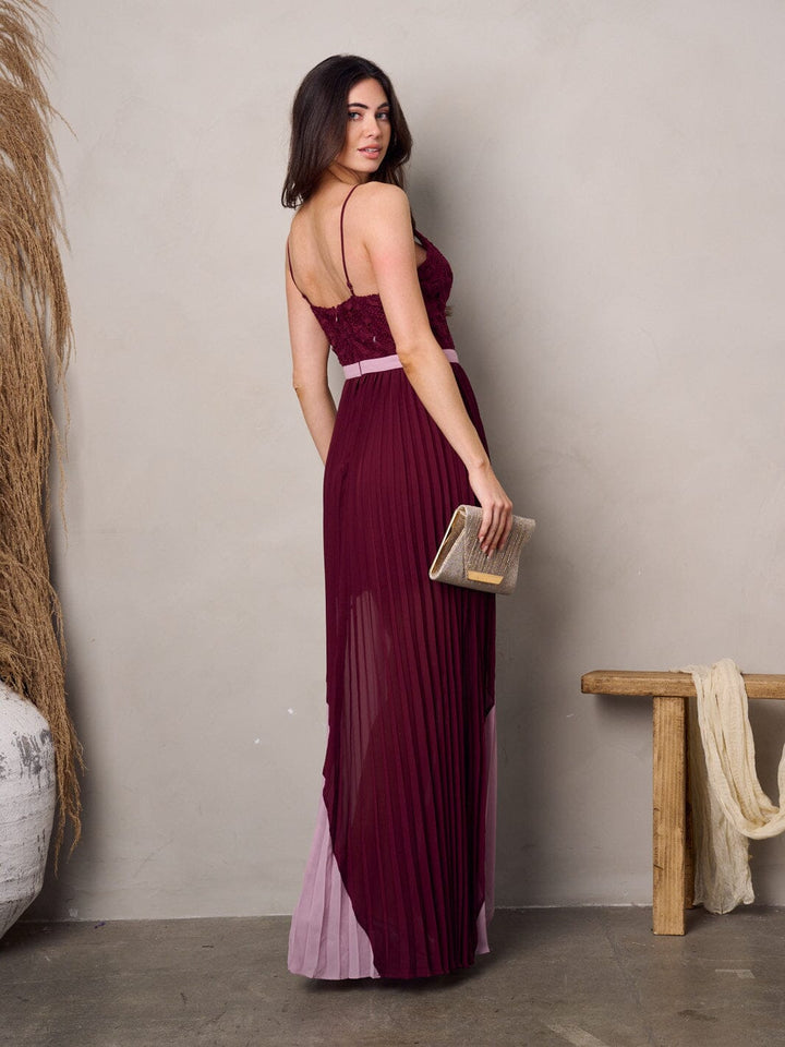 WOMEN'S SLEEVELESS V-NECK FRONT SLIT PLEATED COLORBLOCK MAXI DRESS