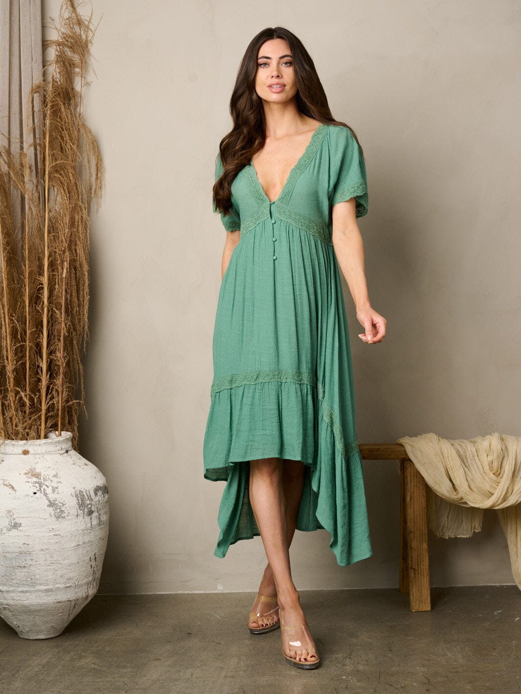 WOMEN'S SHORT SLEEVE V-NECK HIGH-LOW MIDI DRESS