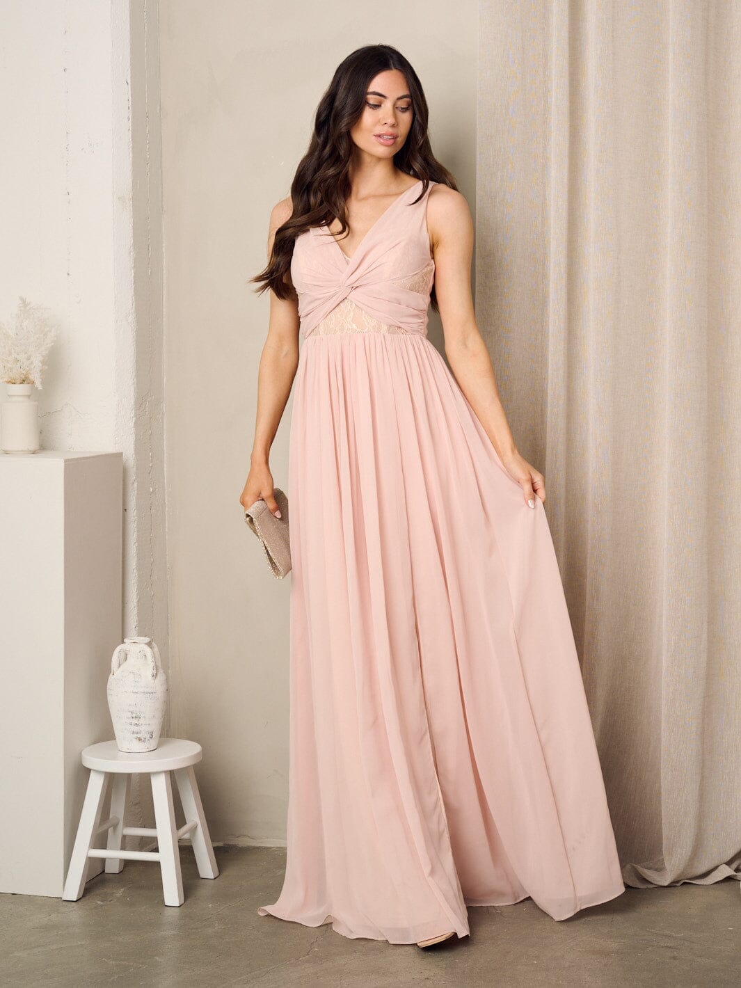 WOMEN'S SLEEVELESS LACE FRONT TWIST MAXI GOWN DRESS