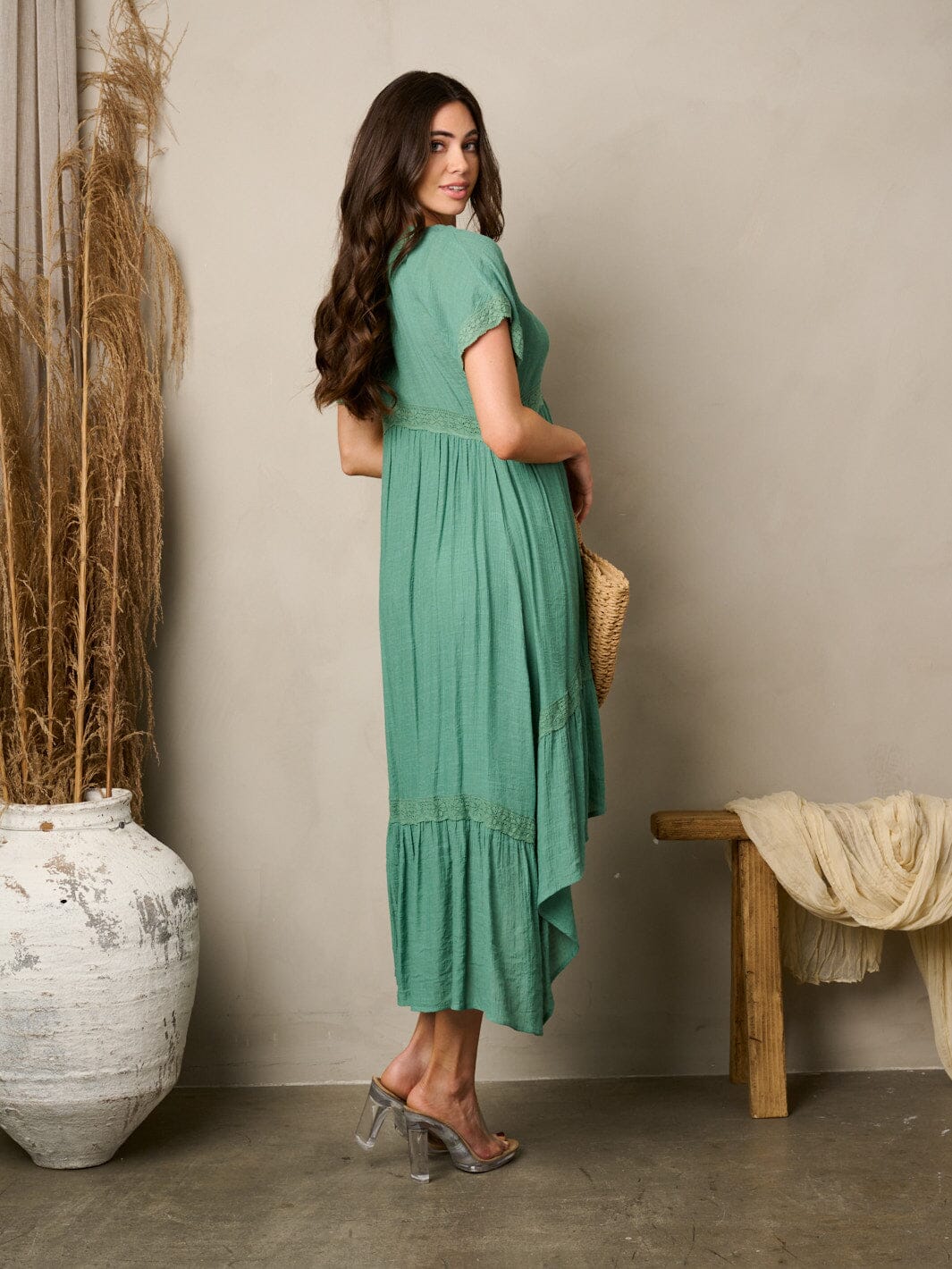 WOMEN'S SHORT SLEEVE V-NECK HIGH-LOW MIDI DRESS