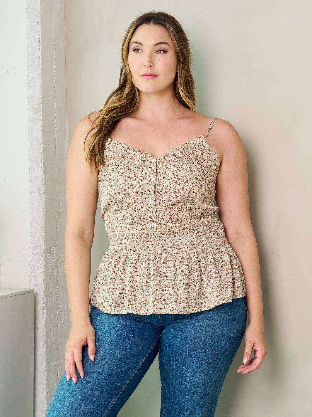 PLUS SIZE SLEEVELESS SMOCK PLEPLUM FLORAL BUTTON UP TANK TOP