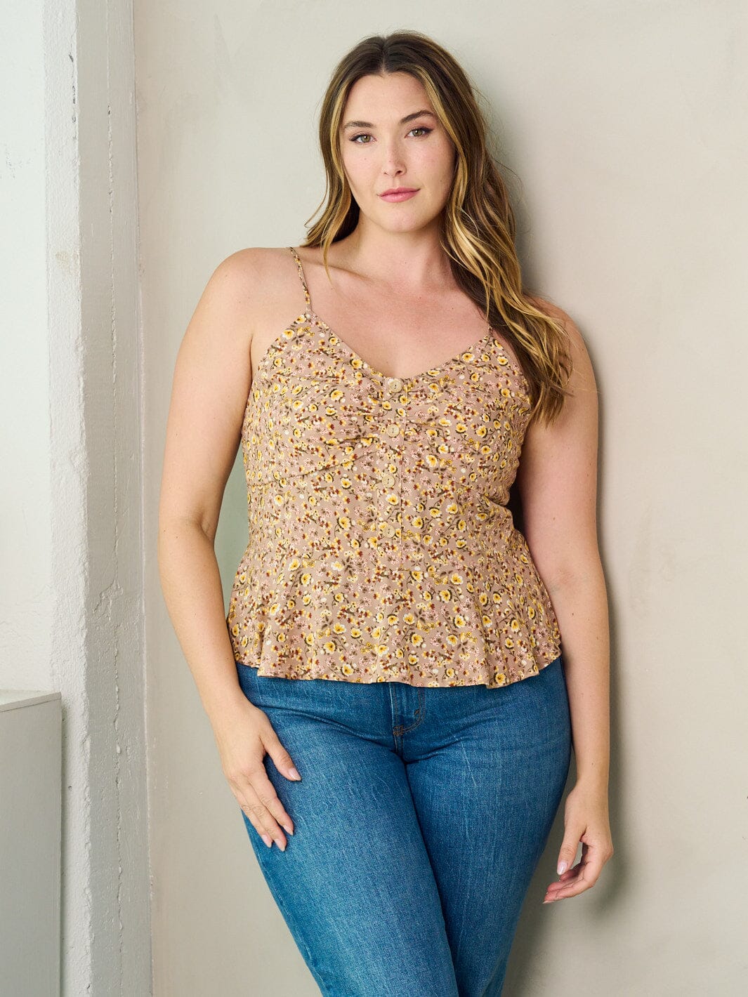 PLUS SIZE SLEEVELESS SMOCK PLEPLUM FLORAL TANK TOP