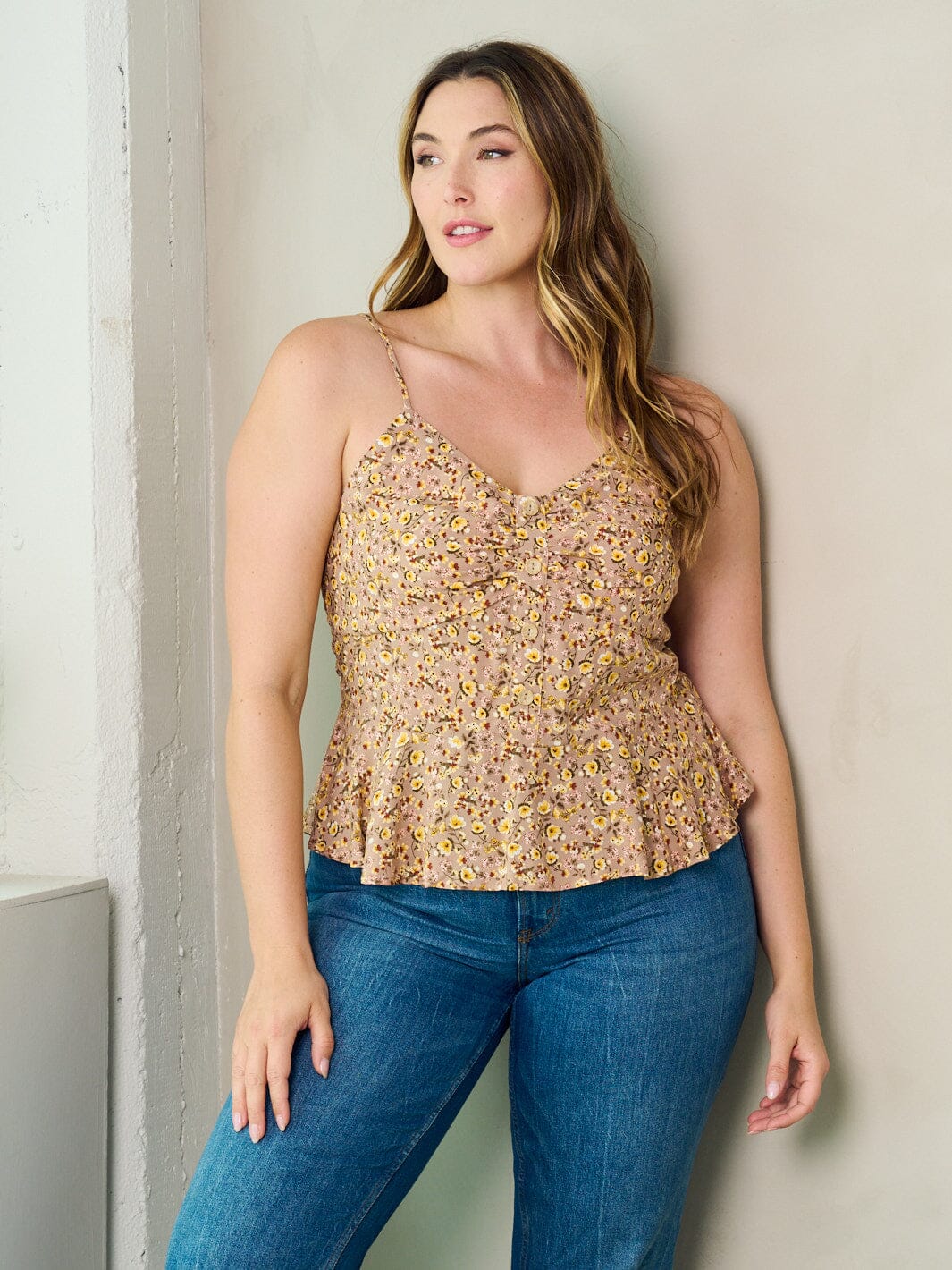 PLUS SIZE SLEEVELESS SMOCK PLEPLUM FLORAL TANK TOP