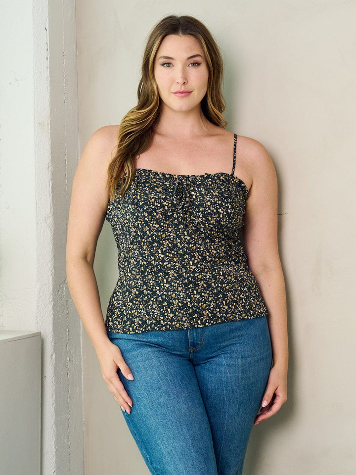 PLUS SIZE SLEEVELESS FLORAL TANK TOP