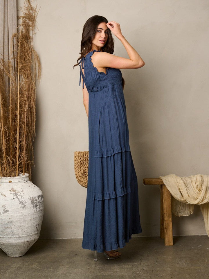 WOMEN'S SLEEVELESS V-NECK TIERED MAXI DRESS
