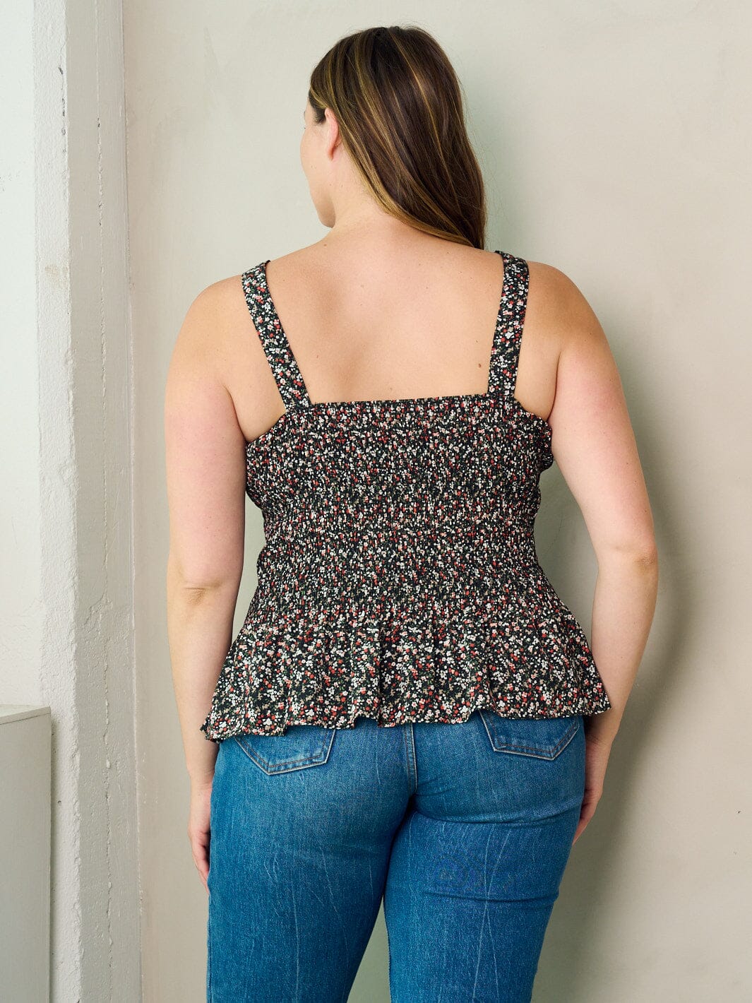 PLUS SIZE SLEEVELESS SMOCK PLEPLUM FLORAL TANK TOP