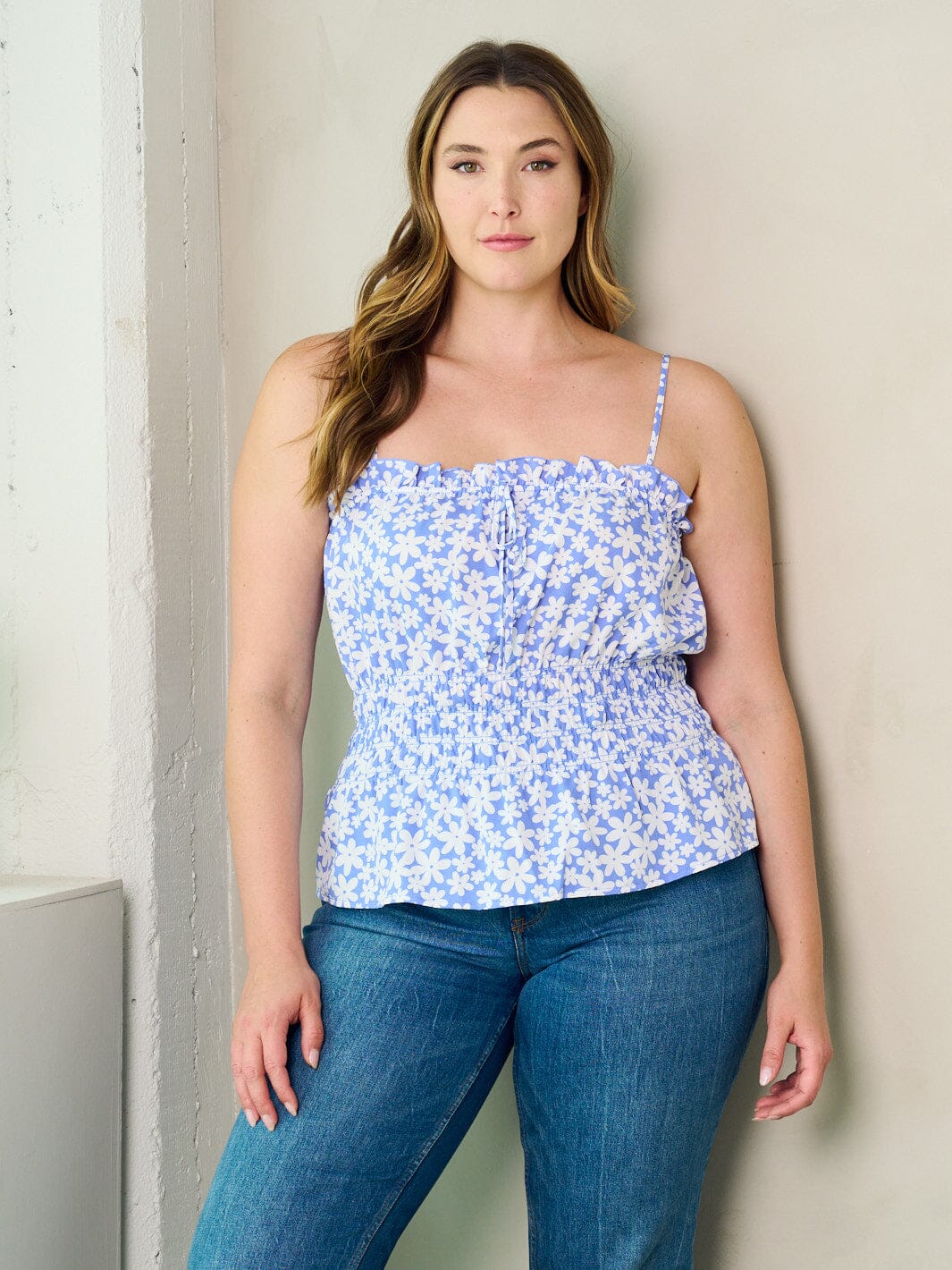 PLUS SIZE SLEEVELESS PLEPLUM FLORAL TANK TOP