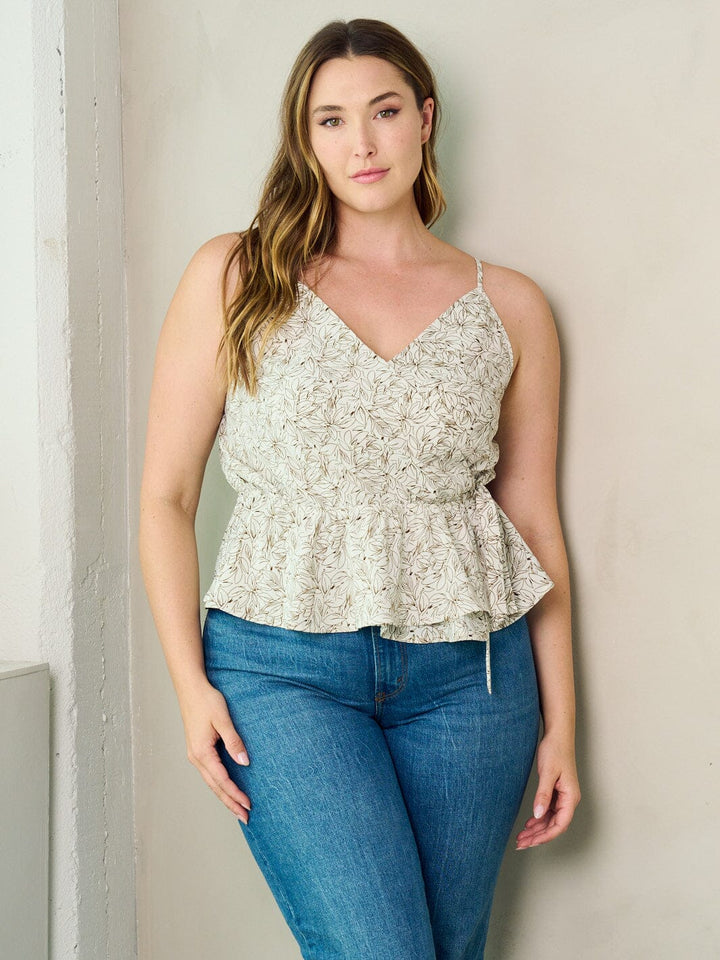 PLUS SIZE SLEEVELESS SURPLICE PLEPLUM LEAF PRINT TANK TOP