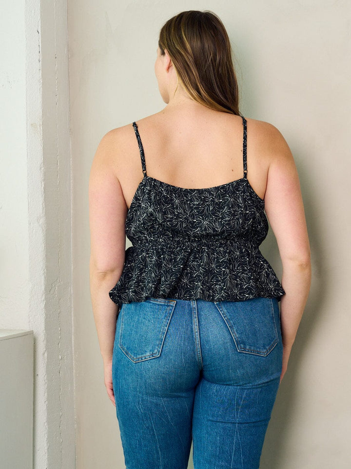 PLUS SIZE SLEEVELESS SURPLICE PLEPLUM LEAF PRINT TANK TOP