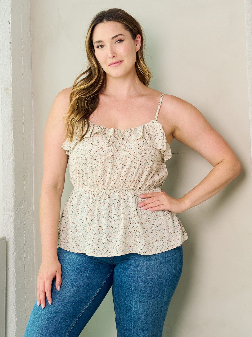 PLUS SIZE SLEEVELESS RUFFLE FLORAL ELASTIC WAIST TANK TOP