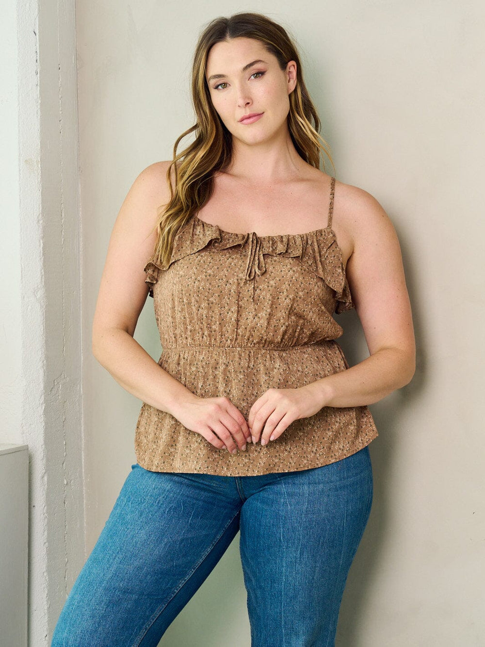 PLUS SIZE SLEEVELESS RUFFLE FLORAL ELASTIC WAIST TANK TOP