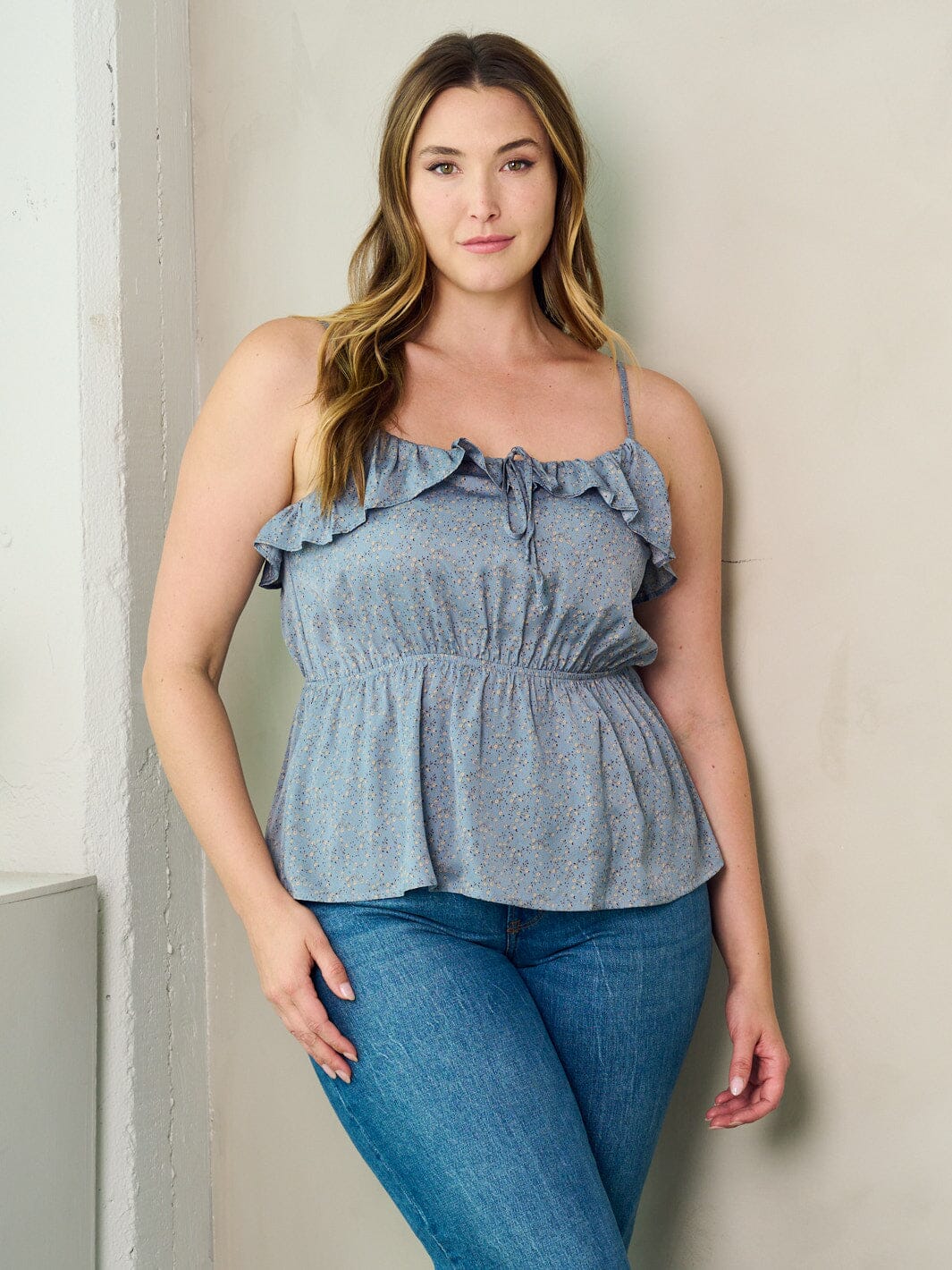 PLUS SIZE SLEEVELESS RUFFLE FLORAL ELASTIC WAIST TANK TOP