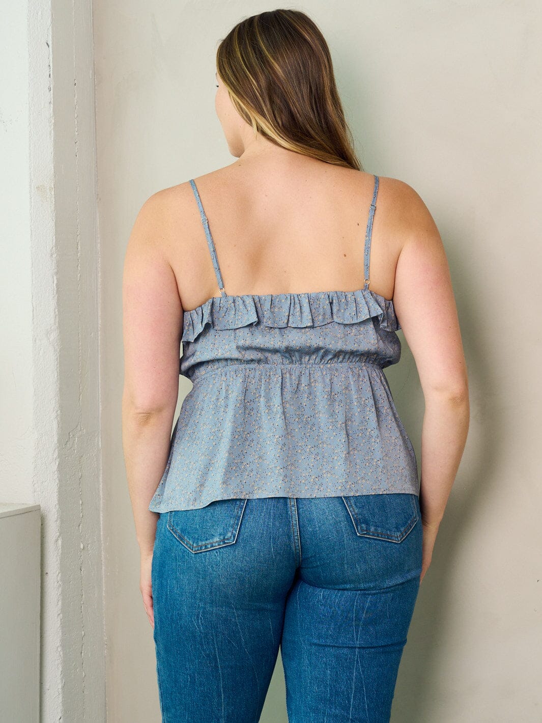 PLUS SIZE SLEEVELESS RUFFLE FLORAL ELASTIC WAIST TANK TOP