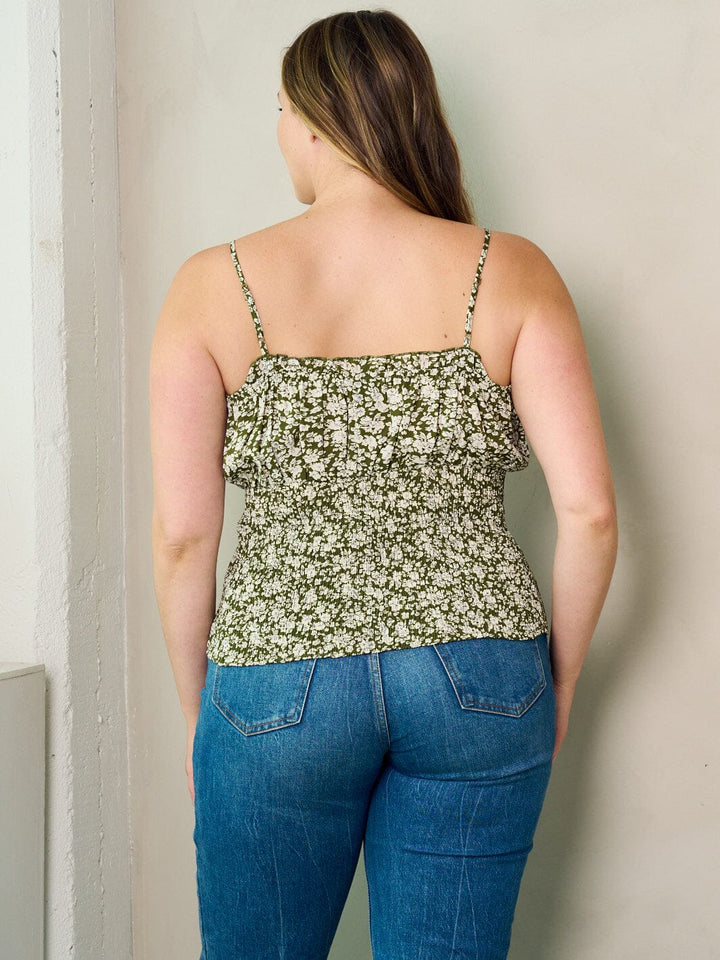 PLUS SIZE SLEEVELESS FRONT TIE FLORAL SMOCK TANK TOP