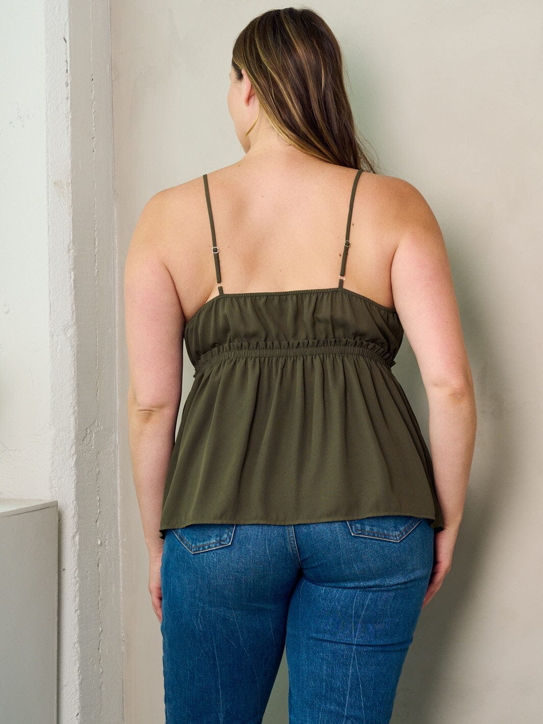 PLUS SIZE SLEEVELESS V-NECK ELASTIC WAIST PEPLUM TANK TOP