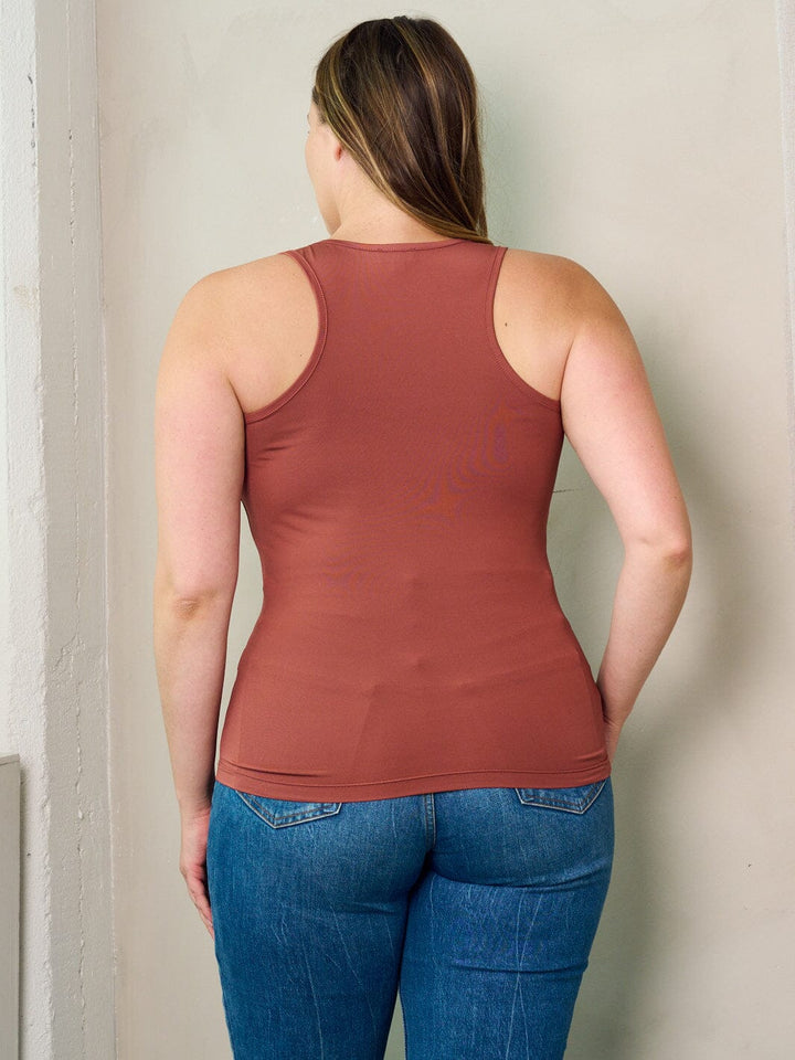 PLUS SIZE SLEEVELESS SOLID BASIC TANK TOP