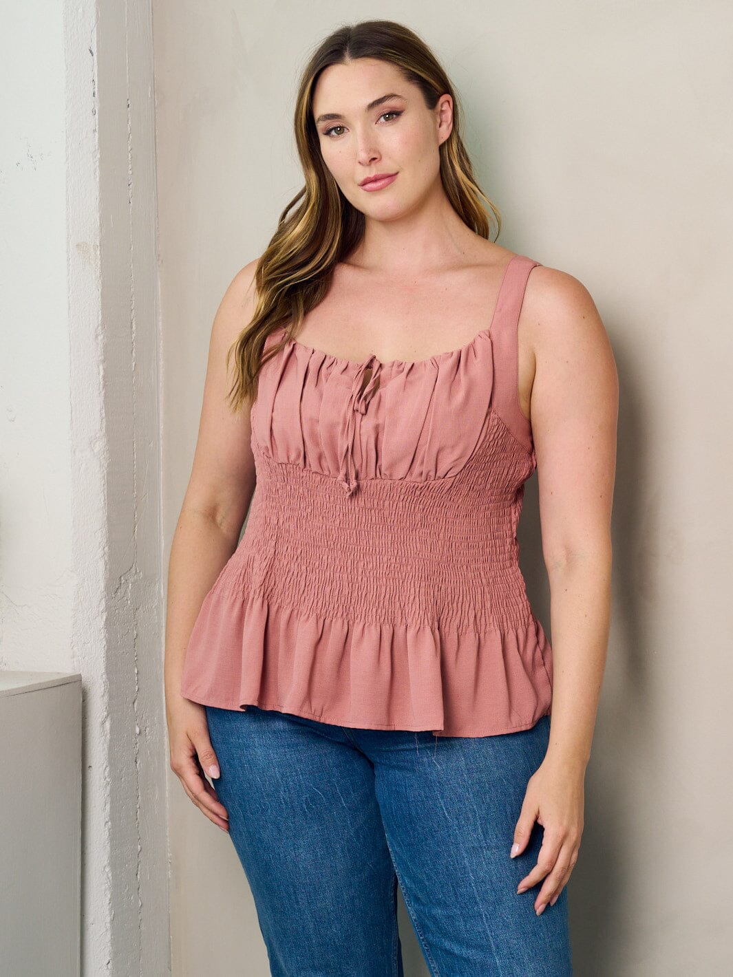 PLUS SIZE SLEEVELESS SMOCK PLEPLUM TANK TOP