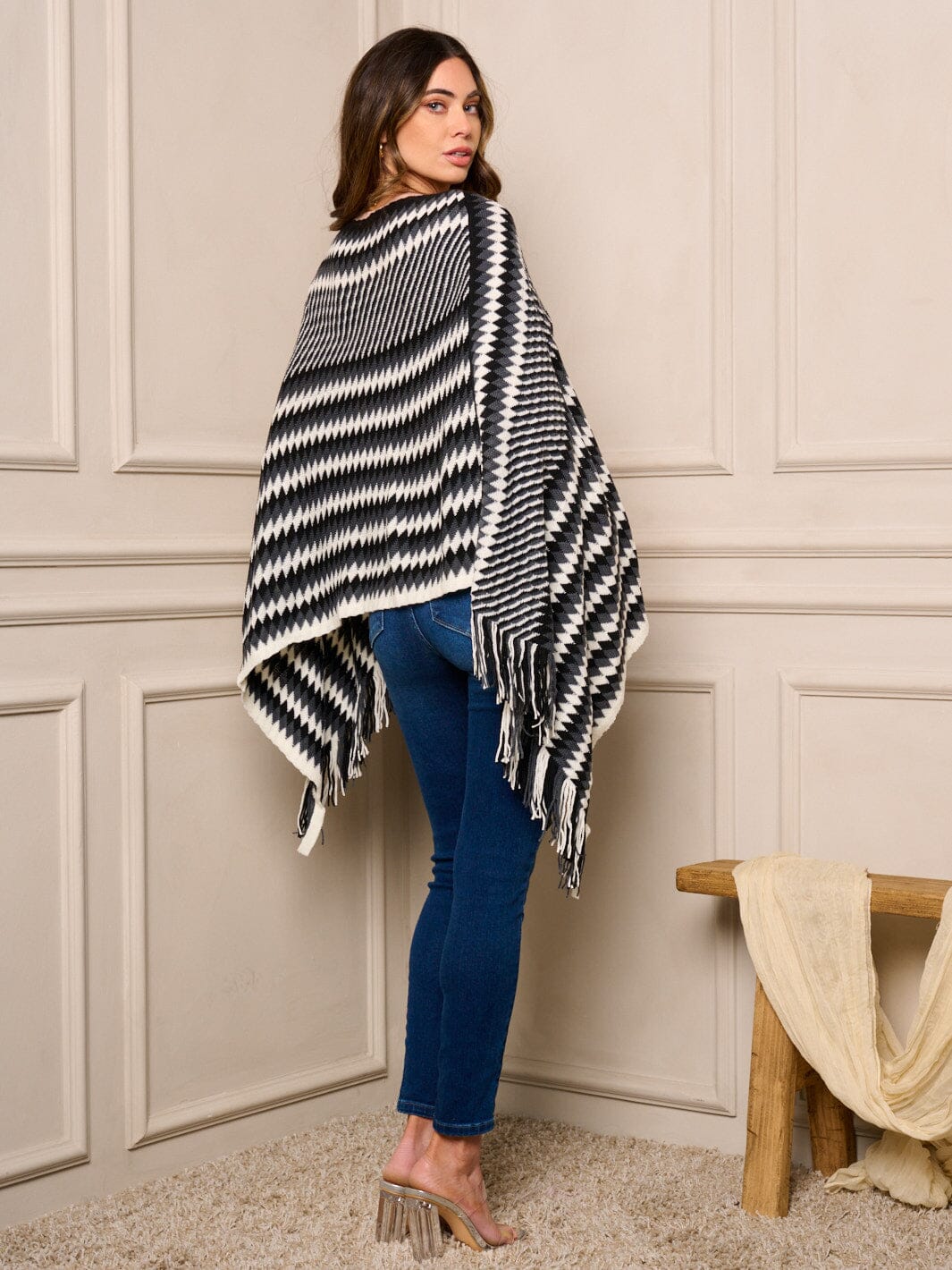 WOMENS MULTI PRINT PULLOVER COLORBLOCK PONCHO