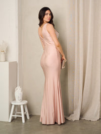 WOMEN'S SLEEVELESS V-NECK STUDS MAXI GOWN DRESS