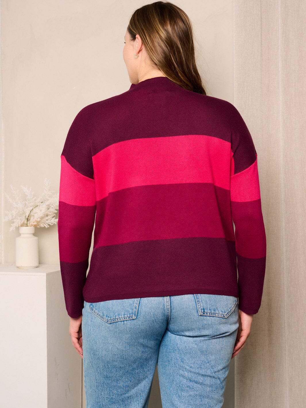 PLUS SIZE LONG SLEEVES COLORBLOCK MOCK NECK TOP